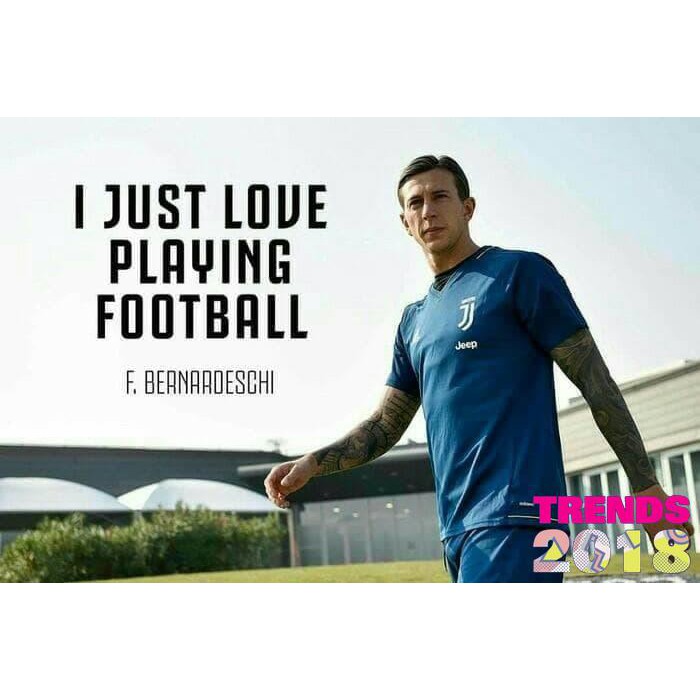 JERSEY JUVENTUS TRAINING NAVY 2017/2018 GRADE ORI