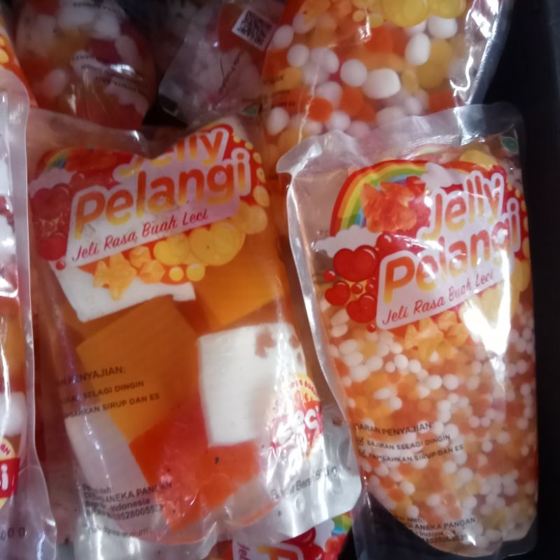 

jeli pelangi cocok untuk escampur per bungkus