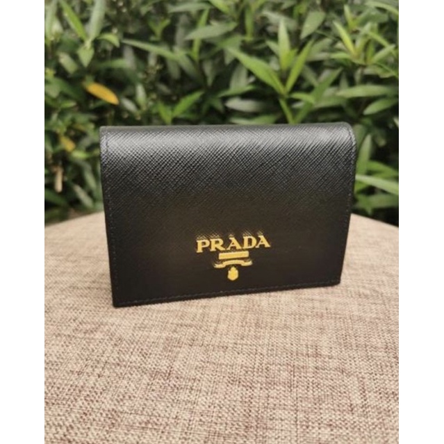 [SOLD] Prada compact bifold wallet black ghw