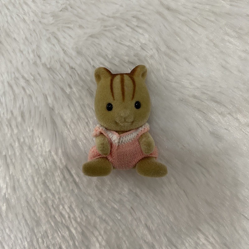 Preloved Sylvanian Families Furbank Squirrel Vintage and rare sitting pink original flair