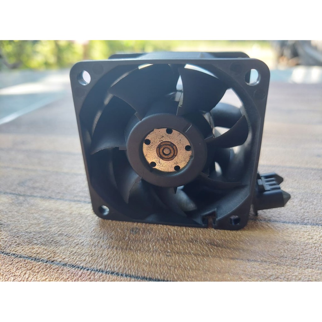 Kipas kipas high speed delta 12v 0.34a/ 0.78a/1.20a/1.80a 6×6cm