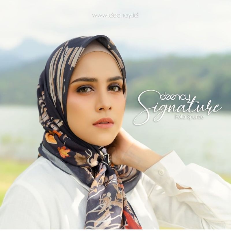Deenay Hijab Signature Series Ori
