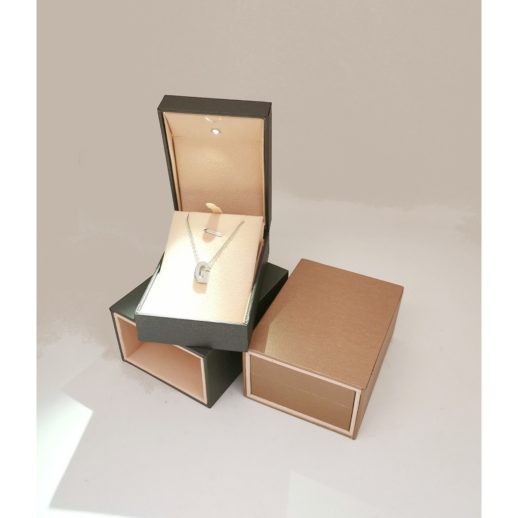 Kotak Liontin Berlapis / Pendant Box dengan Lampu LED Tempat Perhiasan Jewelry Murah Cocok Untuk Gift / Hadiah, Lamaran, Mahar Pernikahan, Hantaran Tunangan, Seserahan Pernikahan