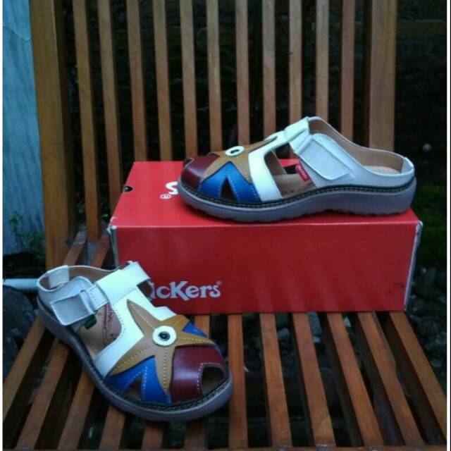 Kickers wanita / sandal wanita /sandal wanita size 41 / sandal wanita murah /sandal wanita terbaru