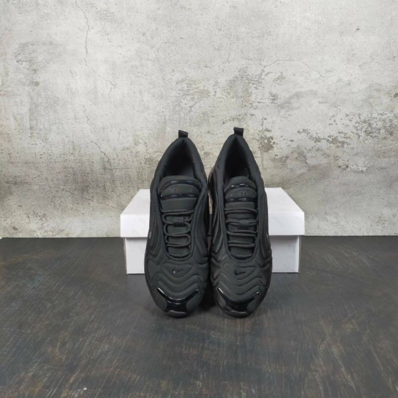 nk airmax 720 full black