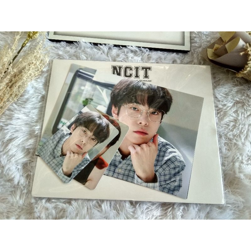 [ready] MD NCIT PHOTOCARD + PHOTOFRAME SET DOYOUNG SEALED