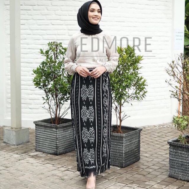 Heritage Skirt by Edmore Id