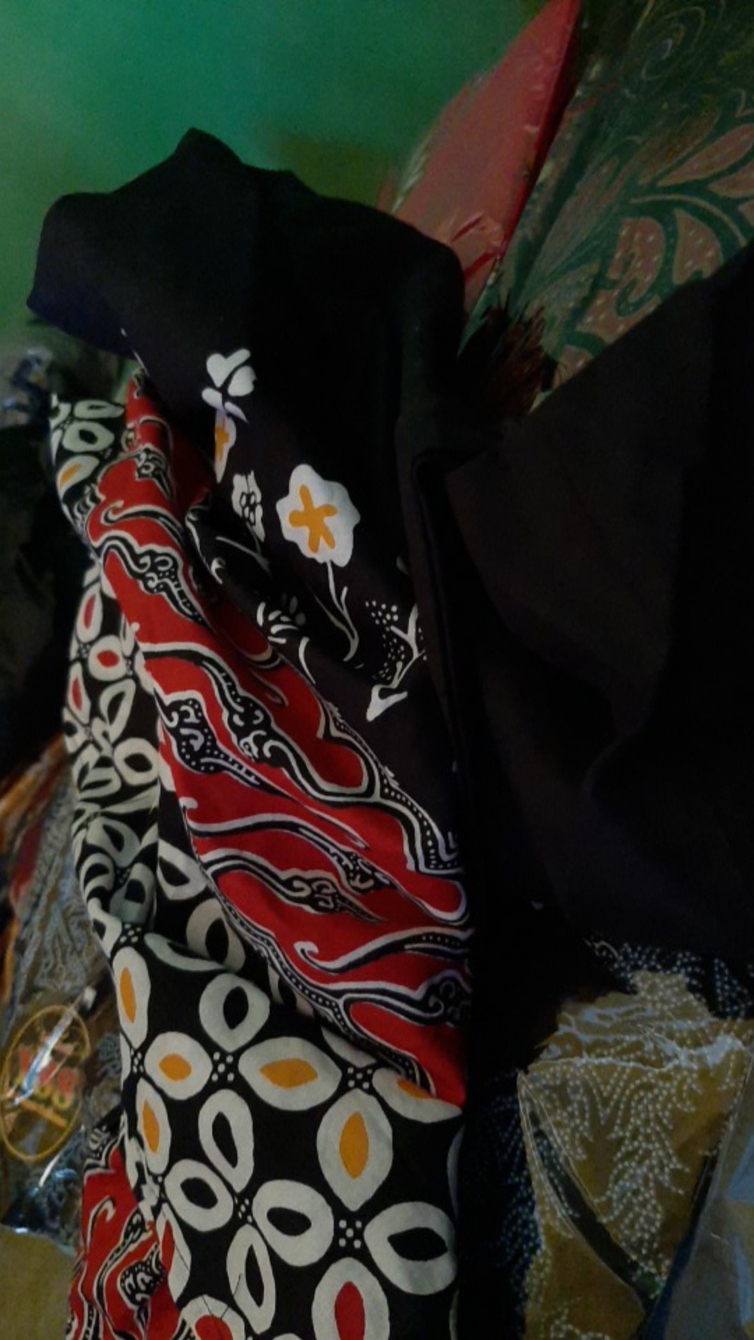 #bayarditempat Terlaris Serut Genes Jelita Tunic Navbor Yelbor Whitbor Creambor Tunik Batik Modern