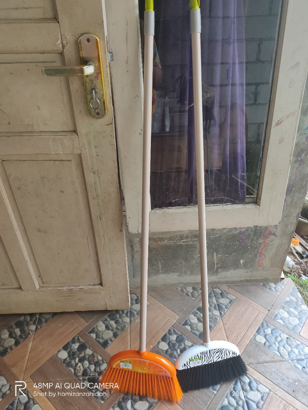 Sapu Hana Jeruk/orange Broom