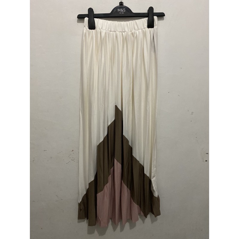 Rok Plisket Bangkok Suede Premium