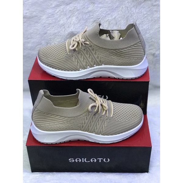 Sepatu sneakers slip on rajut import SAILATU sz 36/40