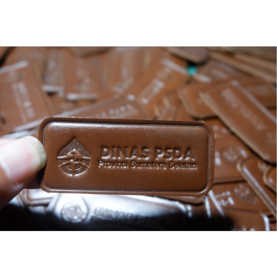 TBLZ – Label Kulit Custom Logo | Plat Emboss Kulit Asli | Hang Tag Handmade | Label Nama / Brand / S