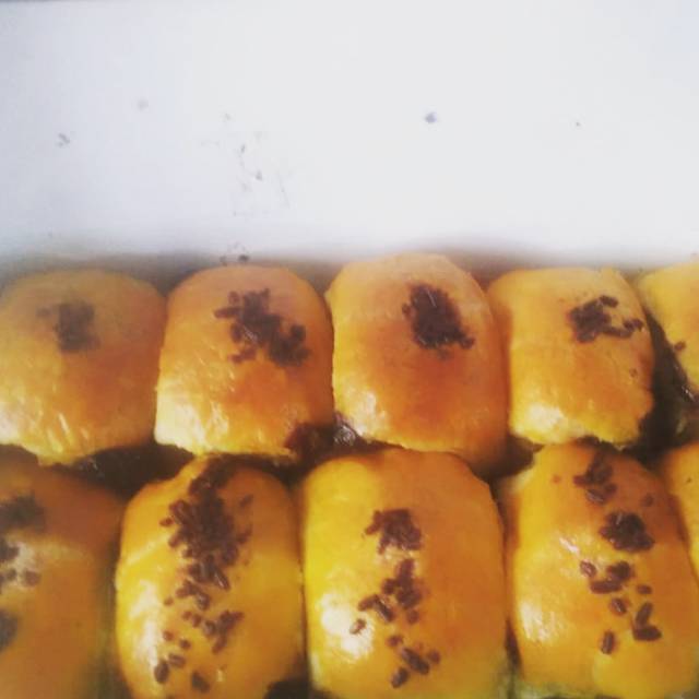 

Kue BOLEN