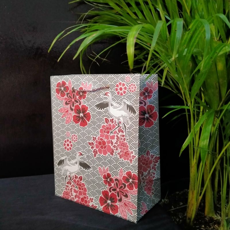 

paperbag/tas kertas P20xL10xT25 batik