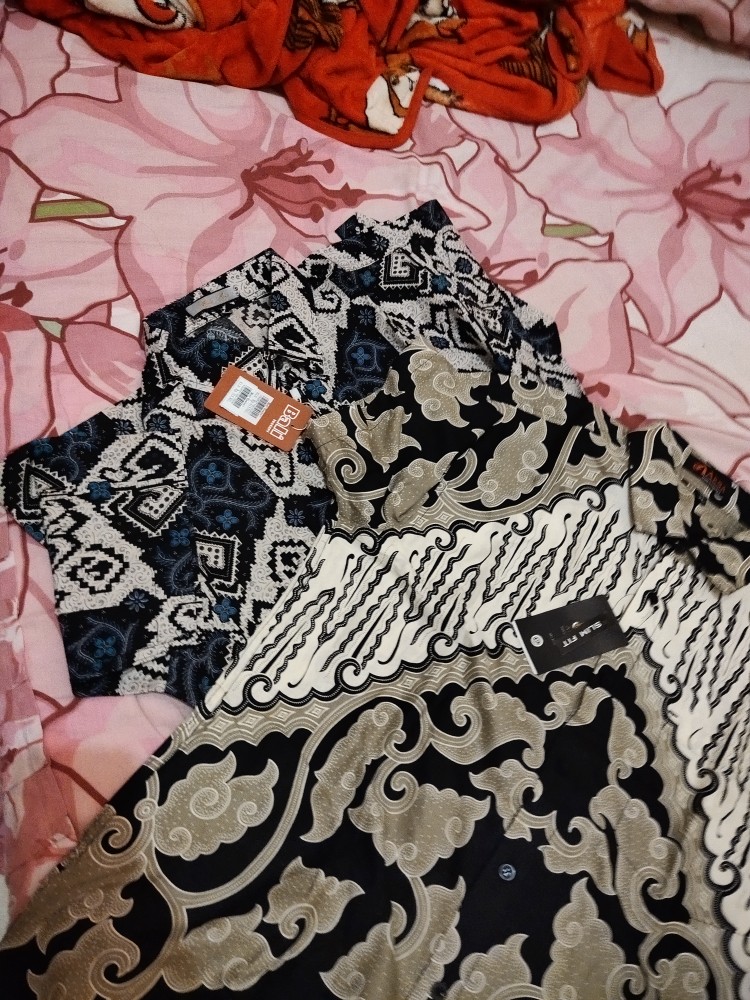 Batik Bali Lestari Kemeja Batik Pria Lengan Pendek - 011