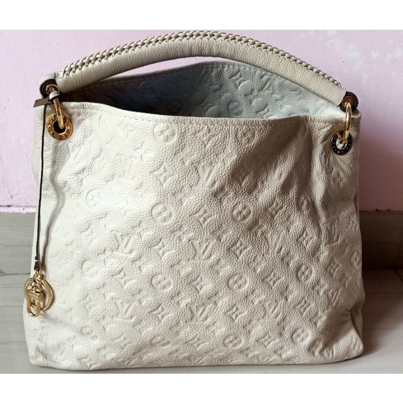 Rare Item Fast Sale Preloved LV Artsy