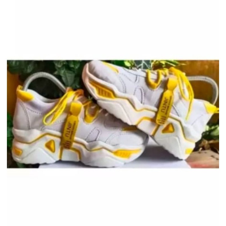 sepatu jintu wanita