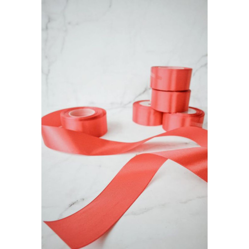 

Pita Satin Merah 1 1/2 inch