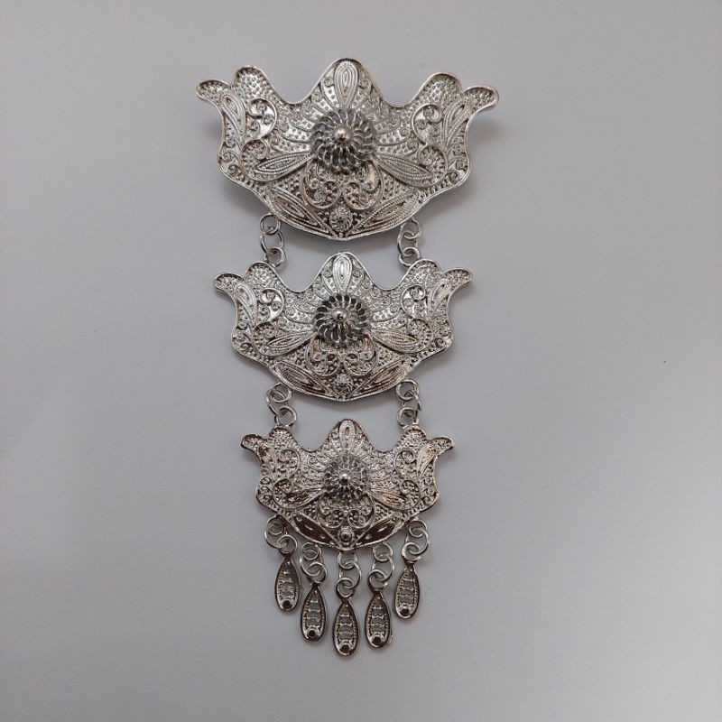 Broskutubaru/Bros 3 susun/ Bros kebaya/ Bros dada /pengantin/wisuda/Bros undangan mewah-B silver