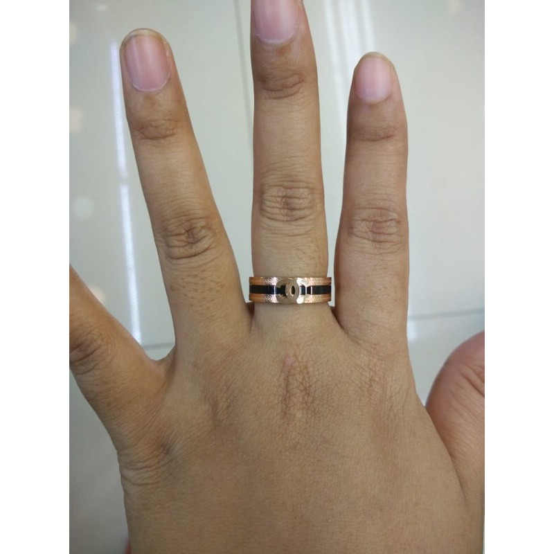 Cincin chanel titanium