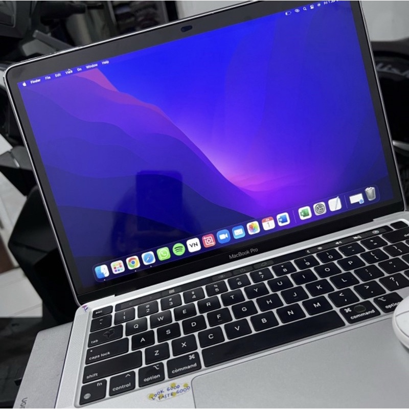 MACBOOK PRO 2020 SECOND WAJIB ASURANSI