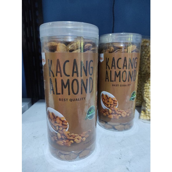 

Kacang Almond