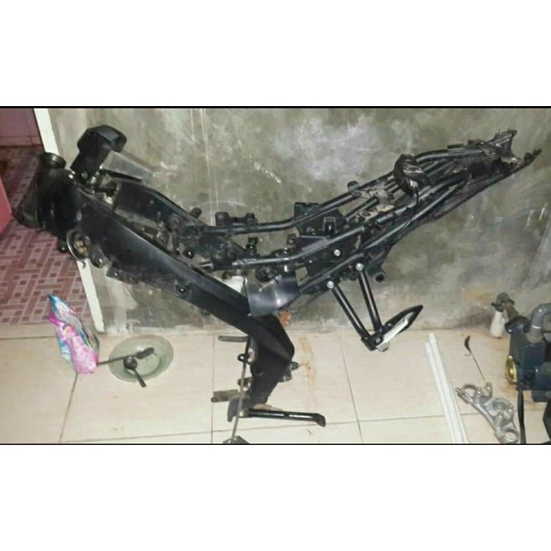 Rangka R15 atau XABRE ORIGINAL