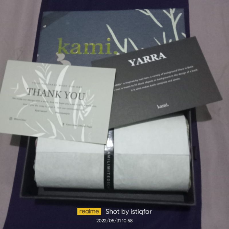 New bukan Preloved jilbab segiempat kami Yarra bukan button scarf