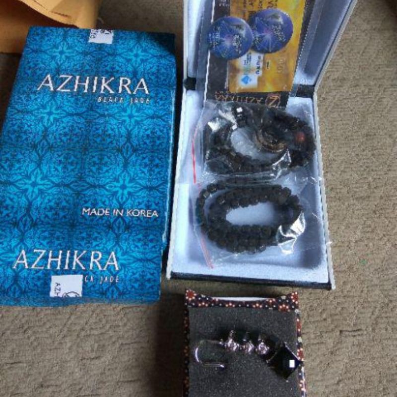 Kalung azhikra