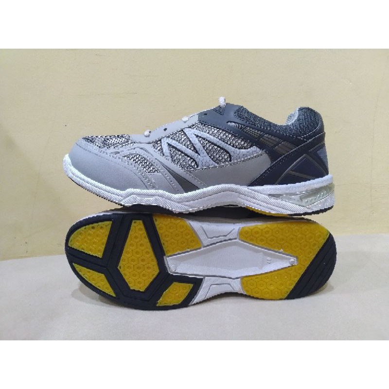 sepatu badminton olahraga pro att