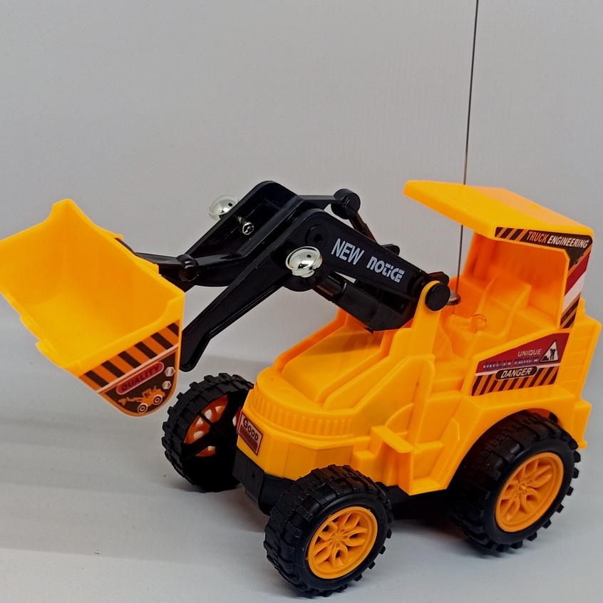 MAINAN RC MOBIL BEKO EXCAVATOR TRUK KONSTRUKSI ENGINEERING REMOTE CONTROL TERBARU