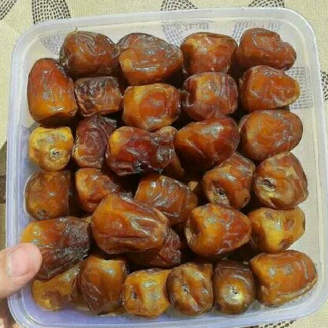 

Kurma sukkari basah alqasim 1kg