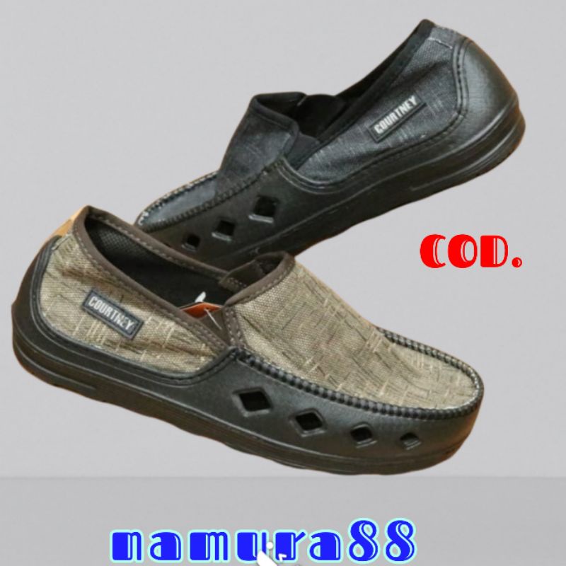 Sepatu karung slip on Pria