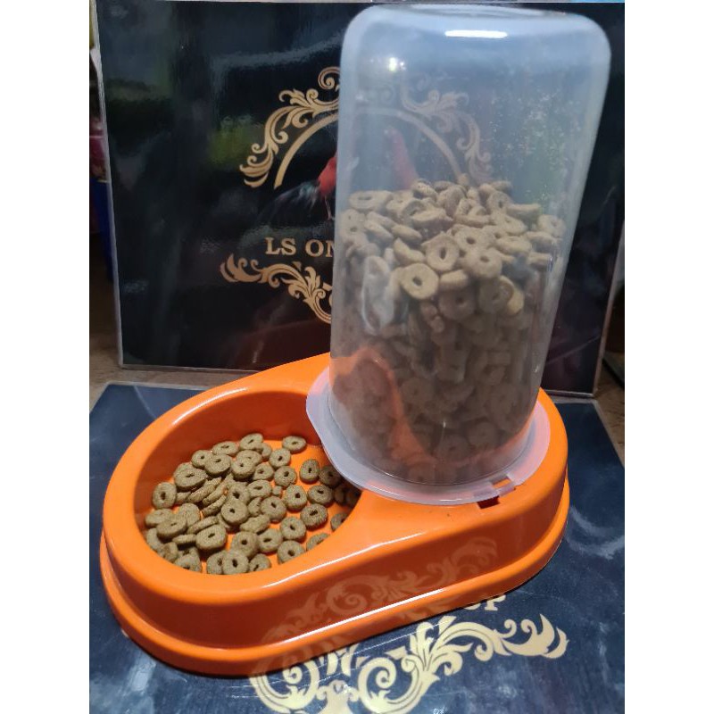 dispenser tempat makan kucing anjing anti berantakan anti semut kotor 500-600gr