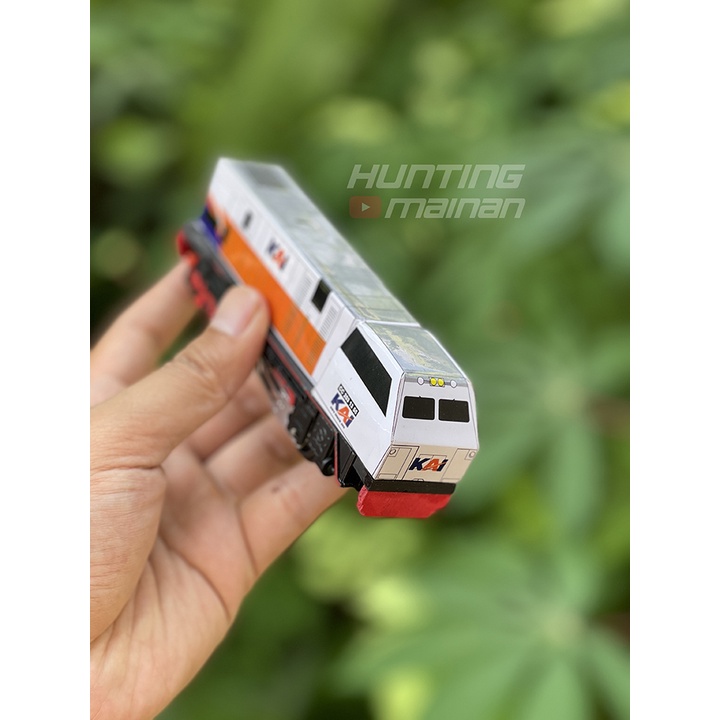Kereta Api Lokomotif CC203 | Miniatur Kereta Api Indonesia - Hunting Mainan