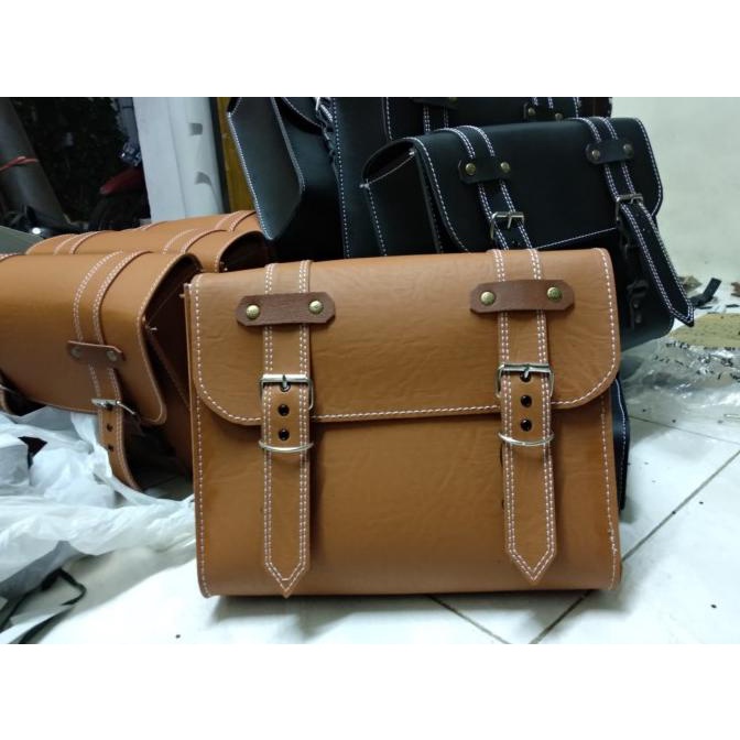 Tas classic motor / tas samping motor / tas kulit motor