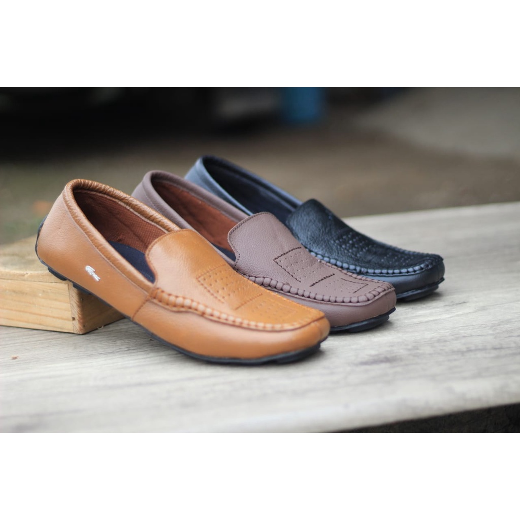 BIG  SALE  - Sepatu Pria casual santai Slip On  Kerja Santai nongkkrong Gaul Masakini - Bahan Kulit 