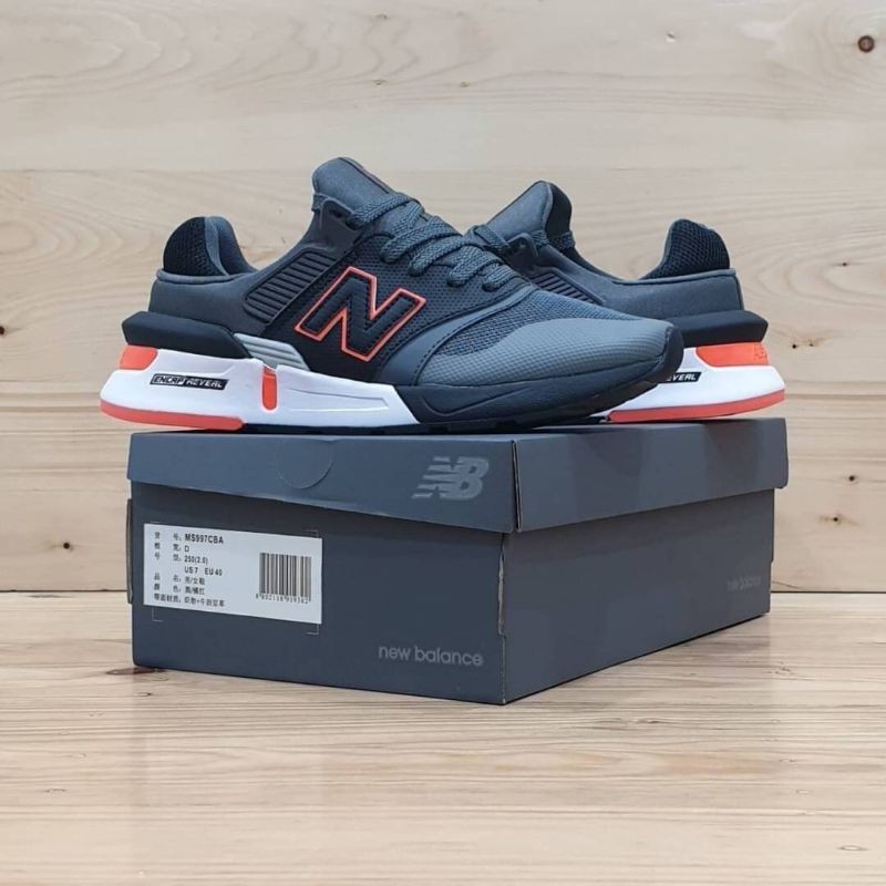 NEW BALANCE 997 WOLF GREY