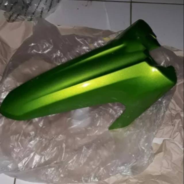 SPAKBOR DEPAN VEGA ZR HIJAU