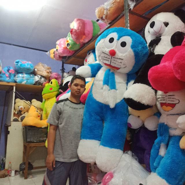 TERMURAH Doraemon berdiri bulu rasfur super jumbo 1,5m