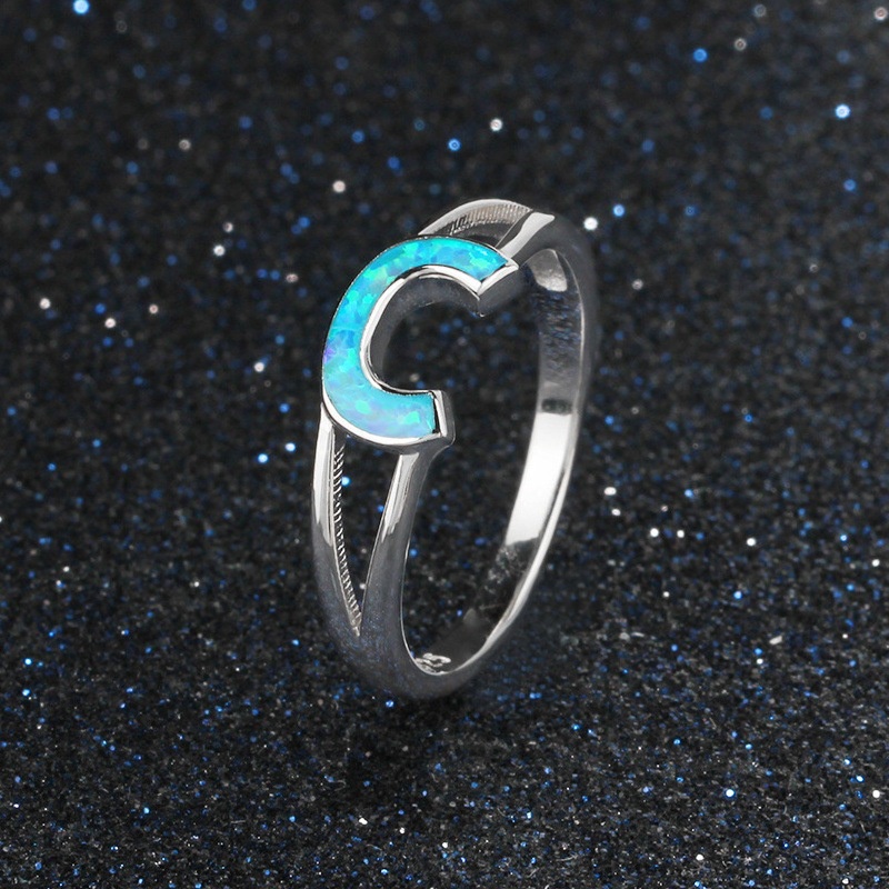 New style ring European and American personality fashion letter C female ring ring