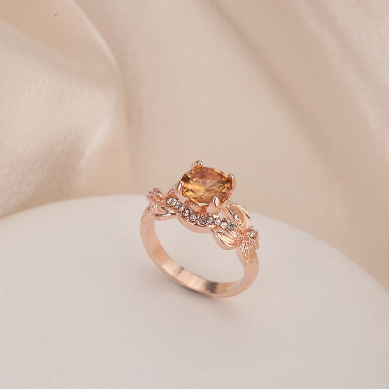 Cincin Lapis Rose Gold Hias Berlian Zircon Imitasi Untuk Wanita