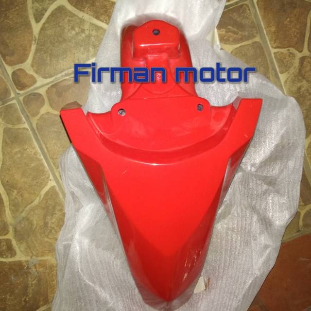 Spakbor depan vario 125 led