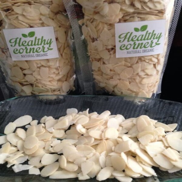 

Kacang Almond Slice Mentah 1kg Raw Almon Sliced Nuts Import Sudah Iris