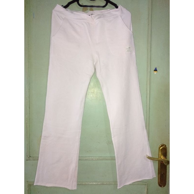 PL Celana Training Pink Lembut