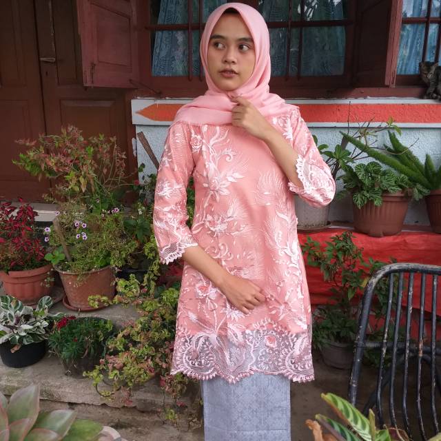 Baju kurung tulle bordir 3D peach