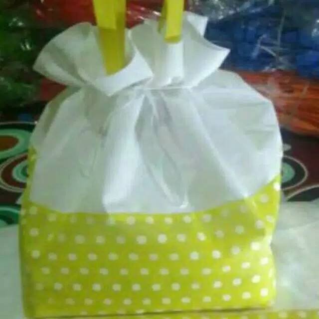 Tas Hajatan Serut Polkadot 22