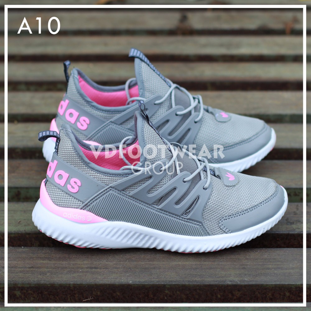 Gambar Sepatu Adidas Wanita Terbaru Koleksi Rina Gambar Sepatu Adidas Wanita Terbaru Koleksi Rina