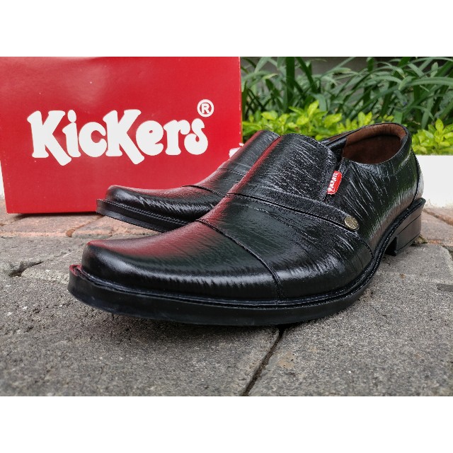 Kickers sepatu pantofel pria kulit asli