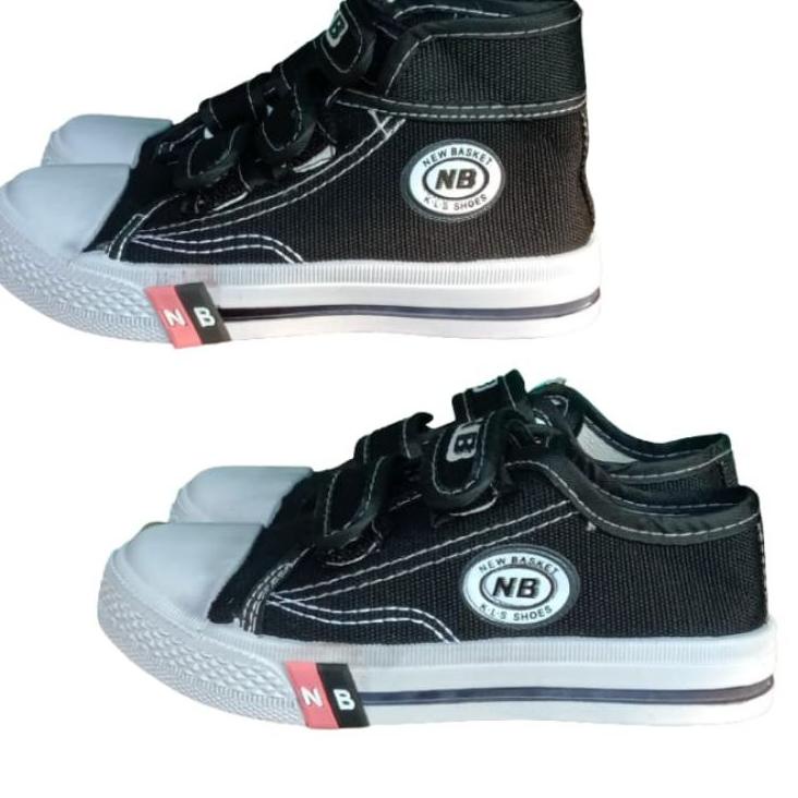 Terlaris.. Sepatu Sekolah Anak Nb Hitam Putih Dengan Perekat Prepetan Murah Sepatu Sneakers Anak Sep